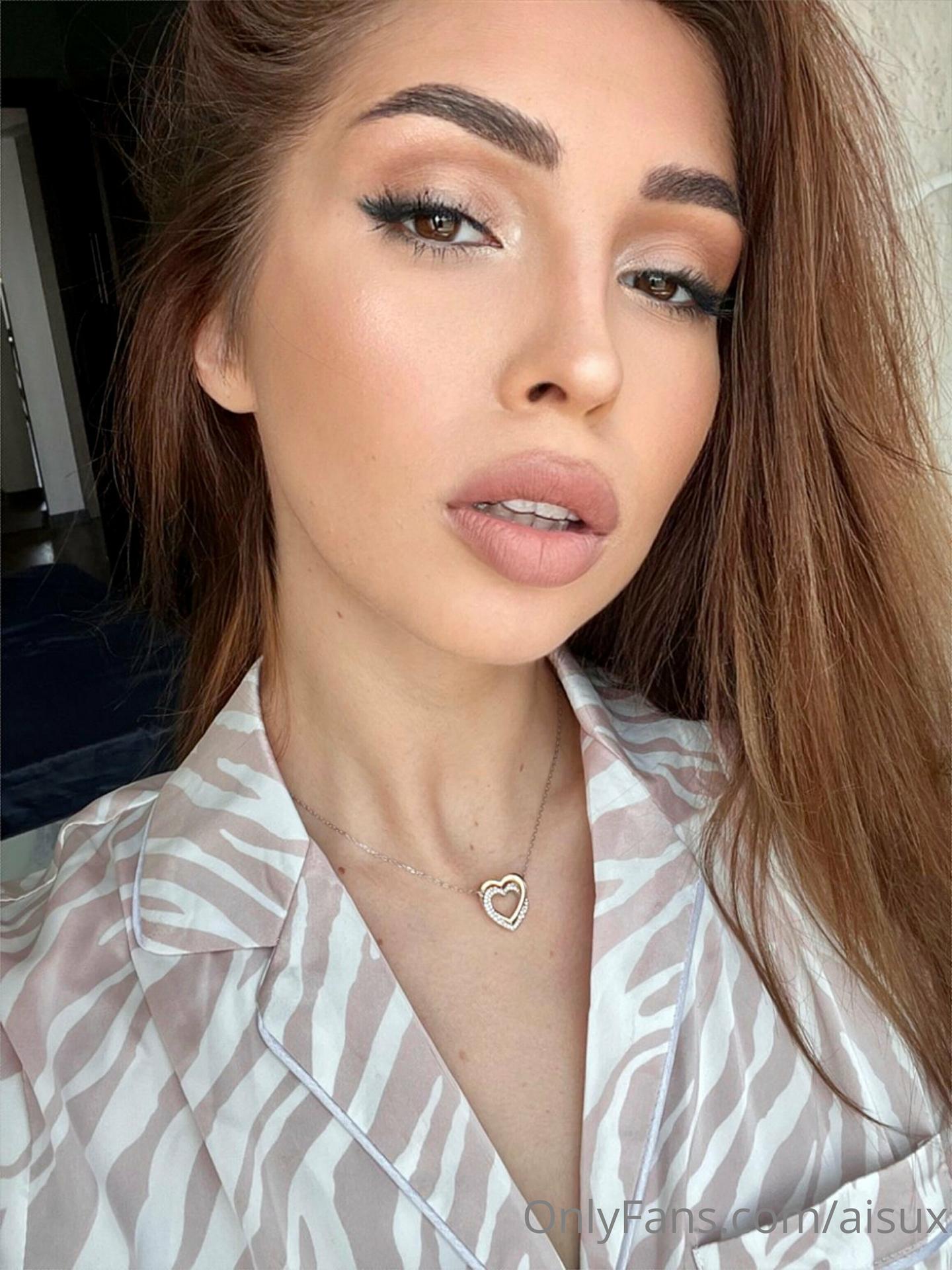 aisultana / aisux Filtraciones Nude de OnlyFans 1
