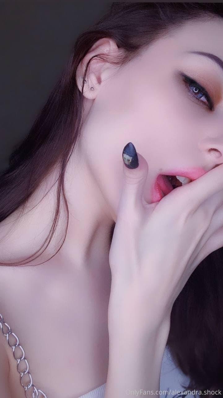 Sasha / alexandra_shock Filtraciones Nude de OnlyFans 1