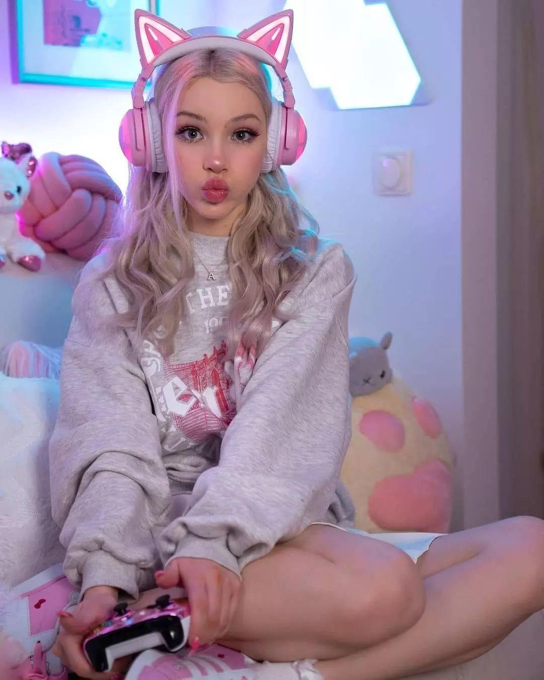 Alice Delish / alice_delish / alicedelish Filtraciones de Patreon Desnuda 1
