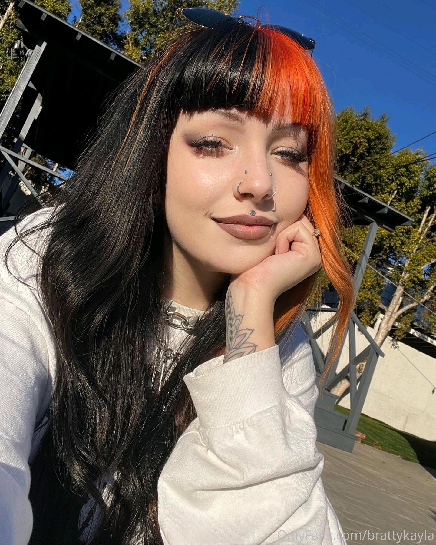 Filtraciones desnudas de Brattykayla666 en OnlyFans 1