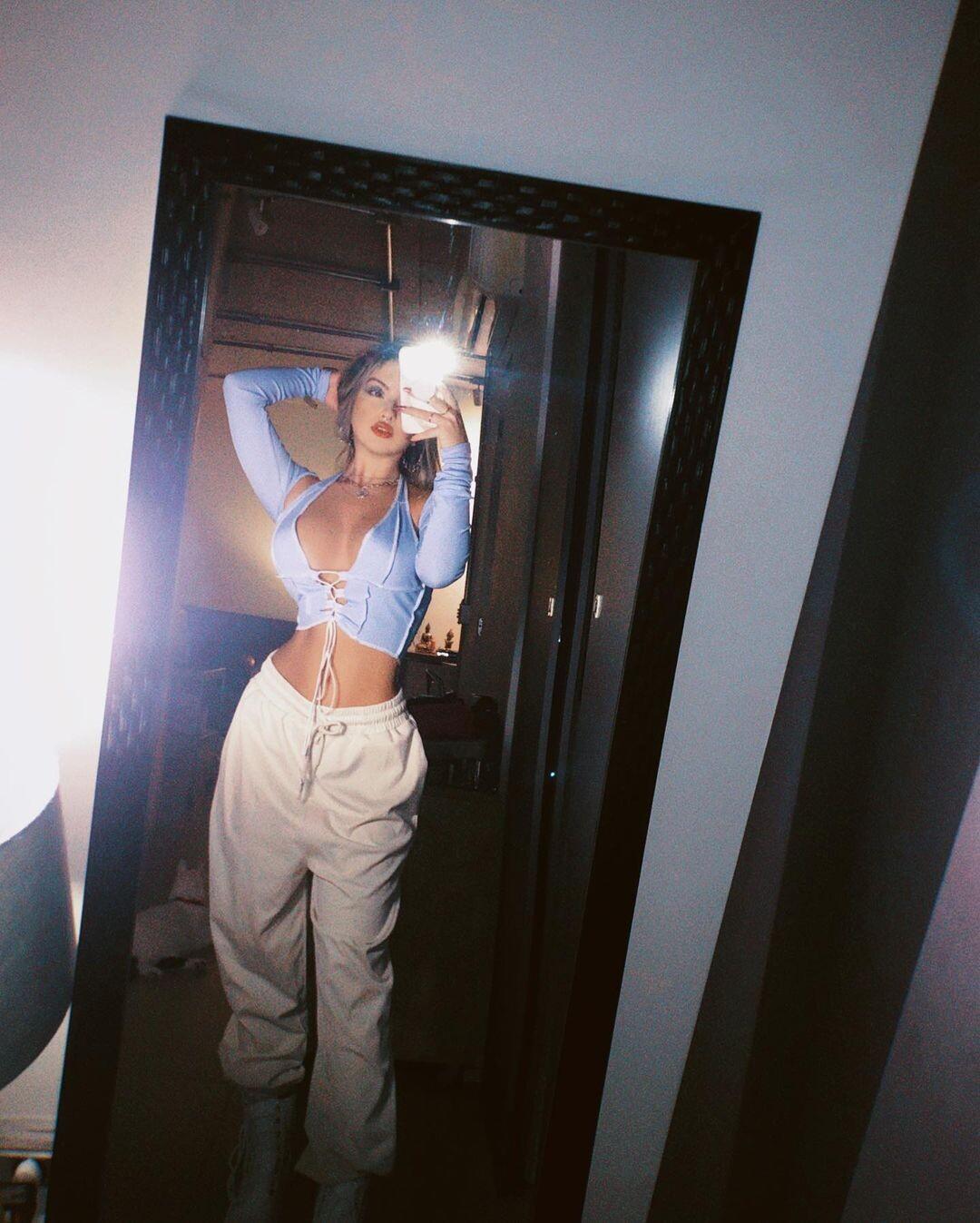 Carolina Fernandes / Carolinabf / u140359769 Filtraciones Nude de OnlyFans 1