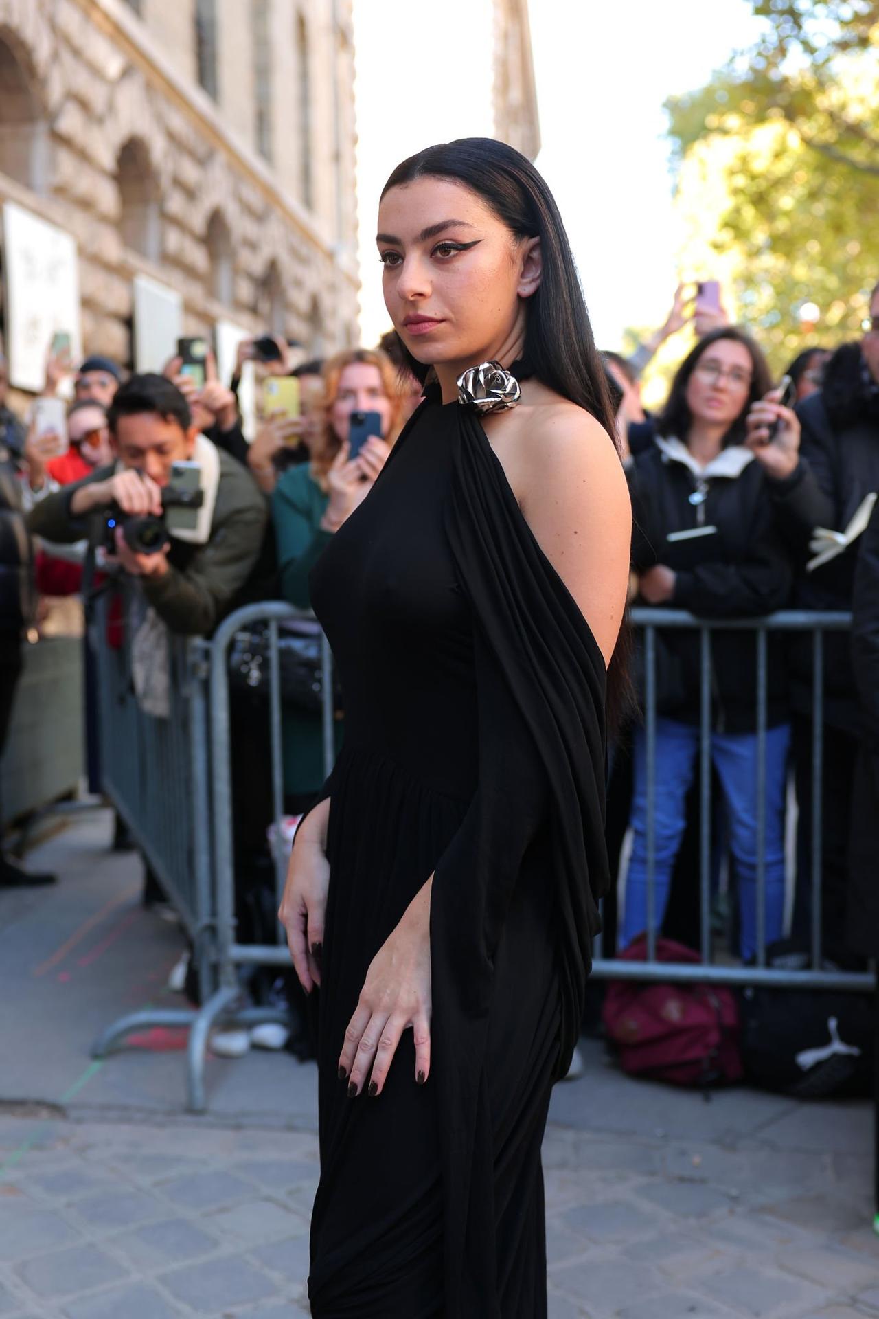 Filtraciones desnudas de Charli XCX / charlignarly en OnlyFans 1