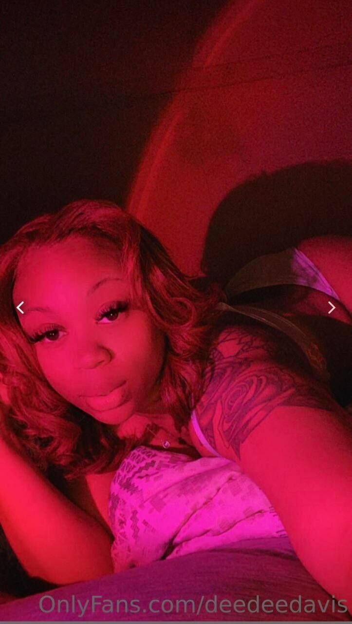 Dee Dee Davis / deedeedavis Fugas Nude de OnlyFans 1