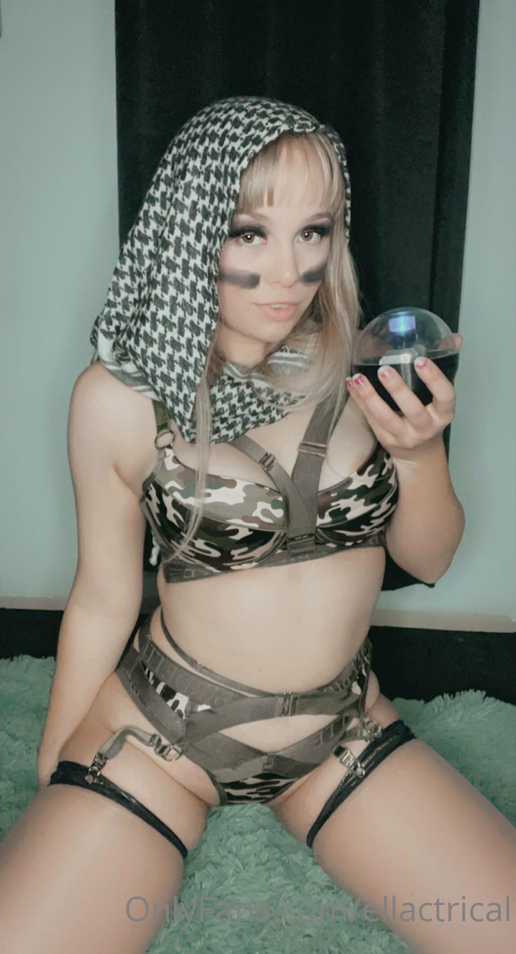 Filtraciones desnudas de Ellactrical en OnlyFans 1
