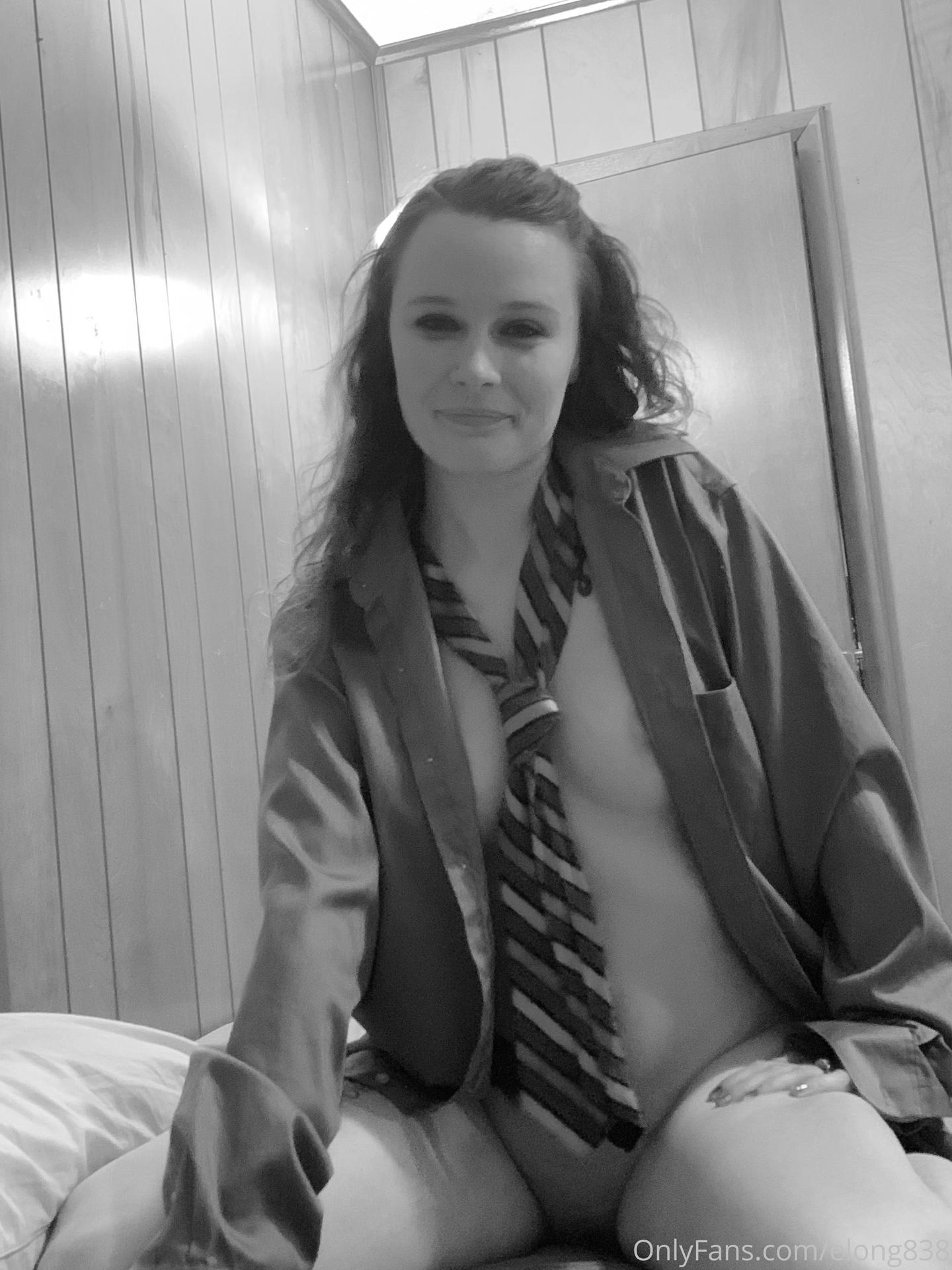Emily Mae / elong838 Filtraciones Desnudas de OnlyFans 1