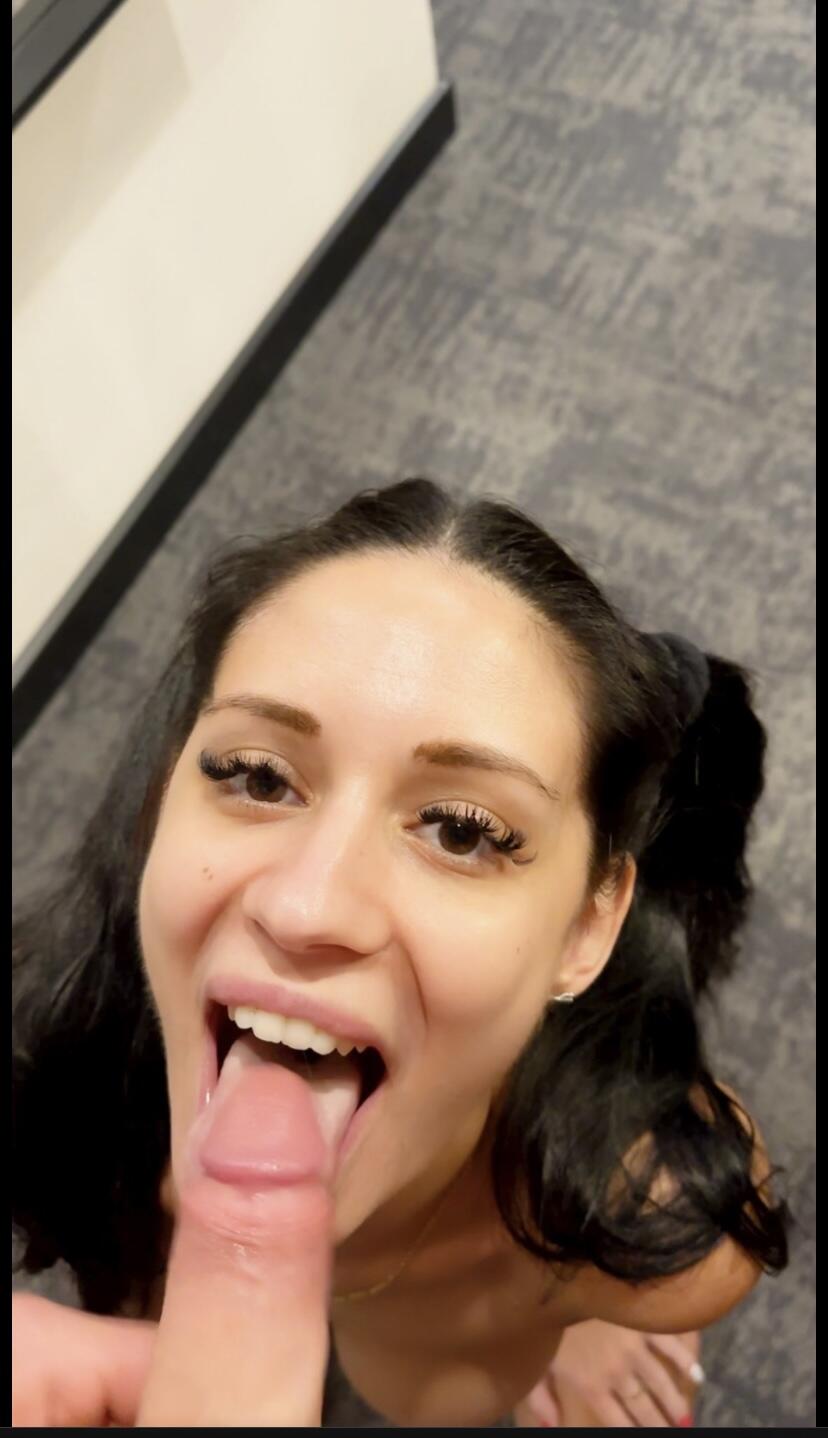Georgieva Veli / Velilove Filtraciones Desnudas de OnlyFans 1