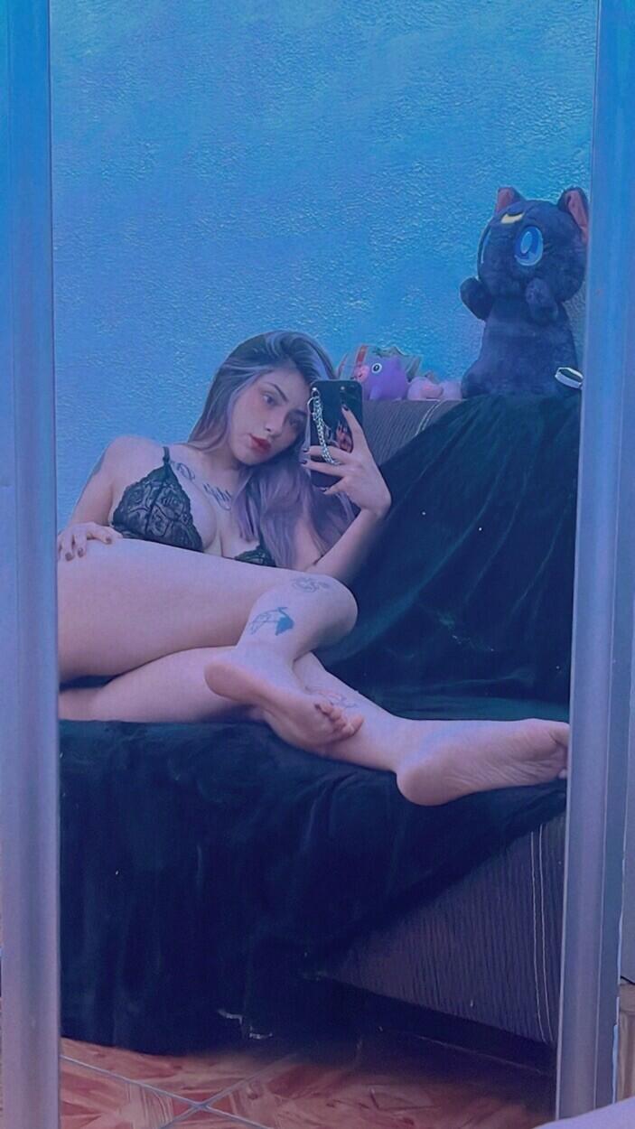Isabel Rodriguez / saturno_uwur / u140490540 Filtraciones Nude de OnlyFans 1