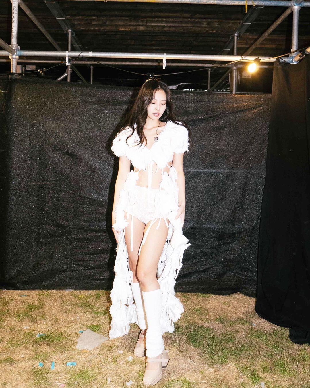 Blackpink / Jennie | BLΛƆKPIИK / sheflieshigh Filtraciones Nude de OnlyFans 1