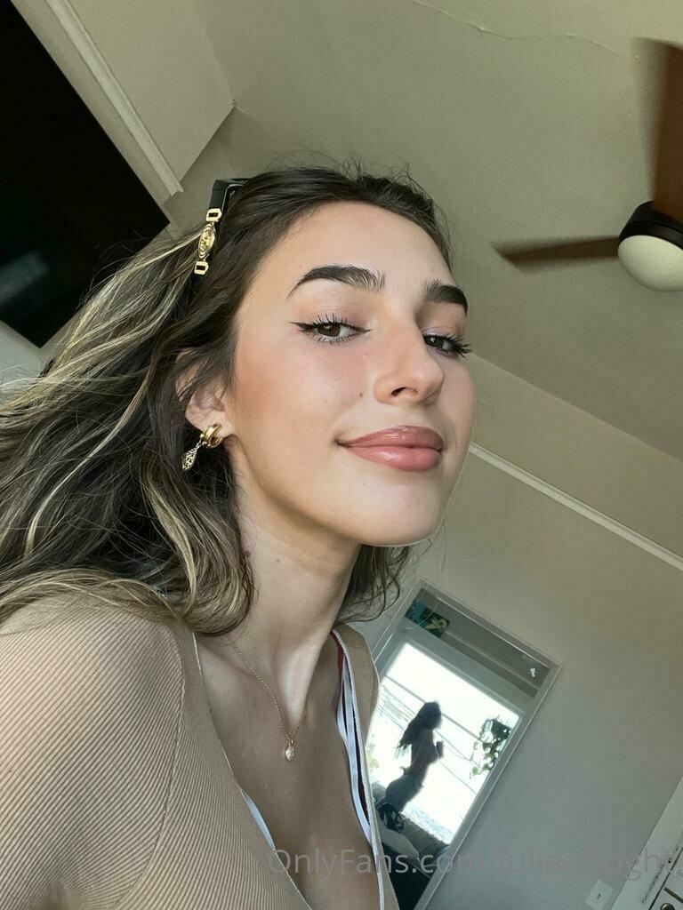 Julia Bright / juliaabright Filtraciones Desnudas de OnlyFans 1
