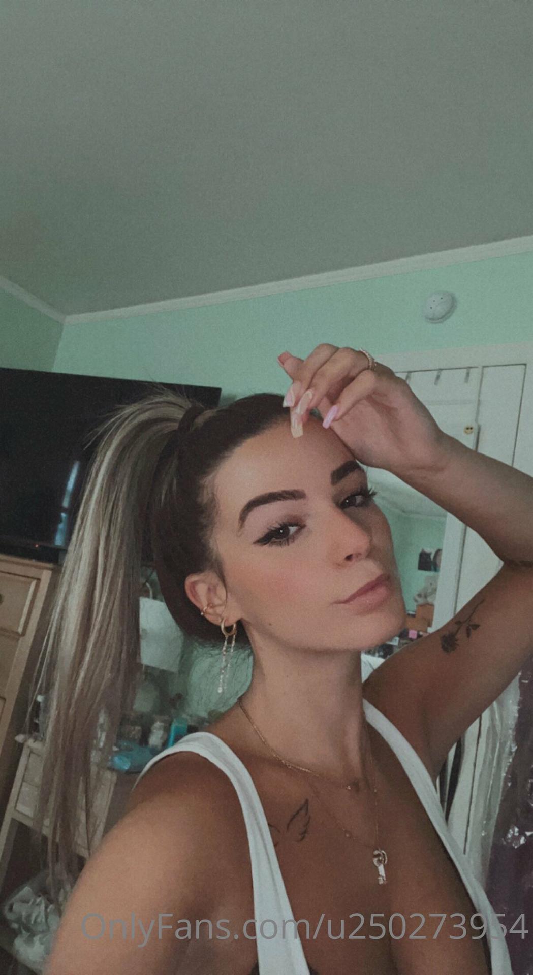 Kaitlyn Krems / Kaitlynkrems / kaitkrems Filtraciones Nude de OnlyFans 1