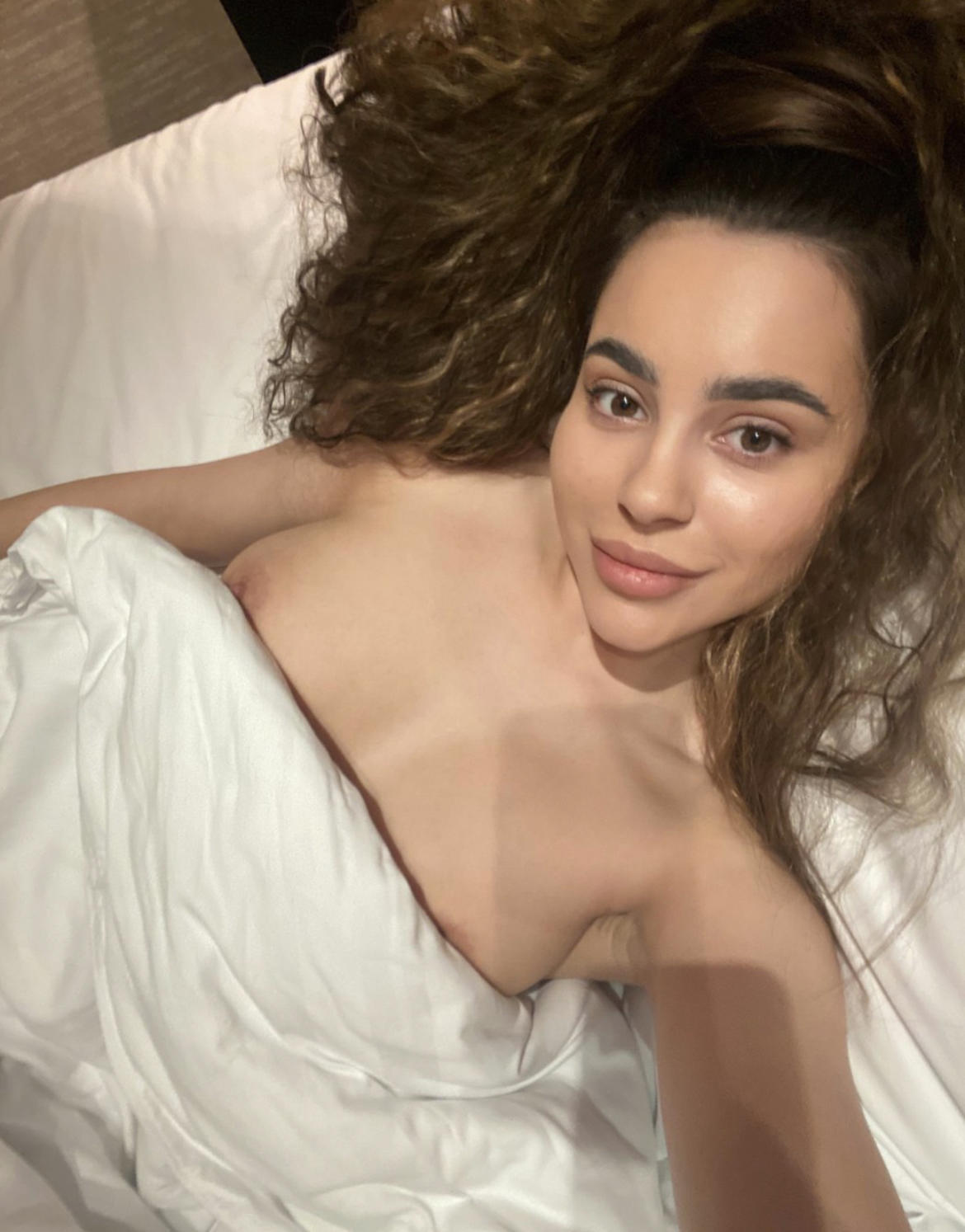 Karyna Kardelian / kardelian Filtraciones Nude de OnlyFans 1