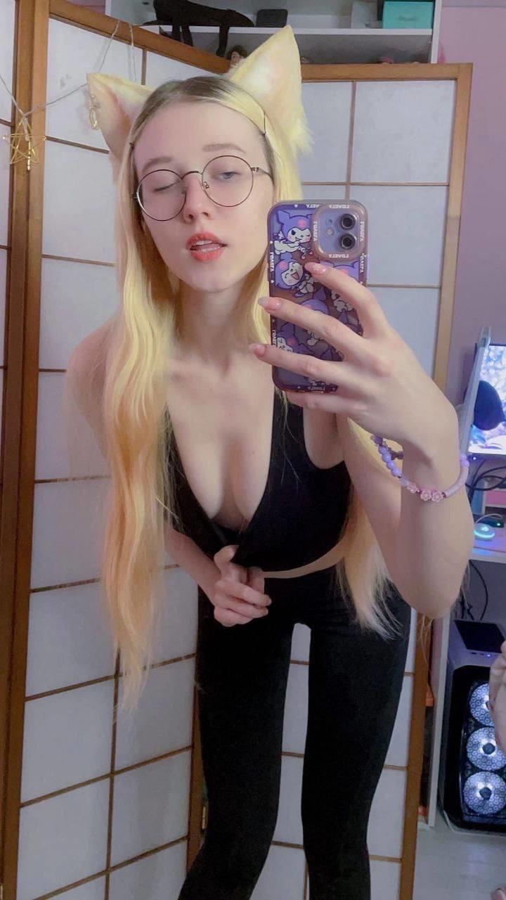 Kawaii Fox Tyan / Kawaiifox / dollish_fox / kawaiifoxtyan / usuario Filtraciones Nude de OnlyFans 1