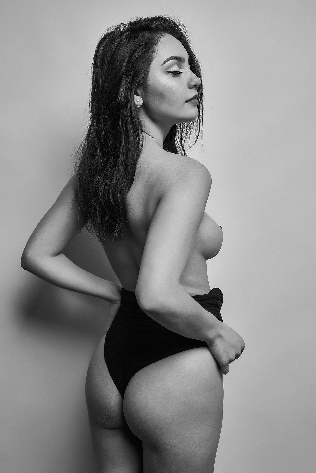 Kristina Azaronak / tiktokgirl_krystina / tina_azarenoook Filtraciones desnudas de OnlyFans 1