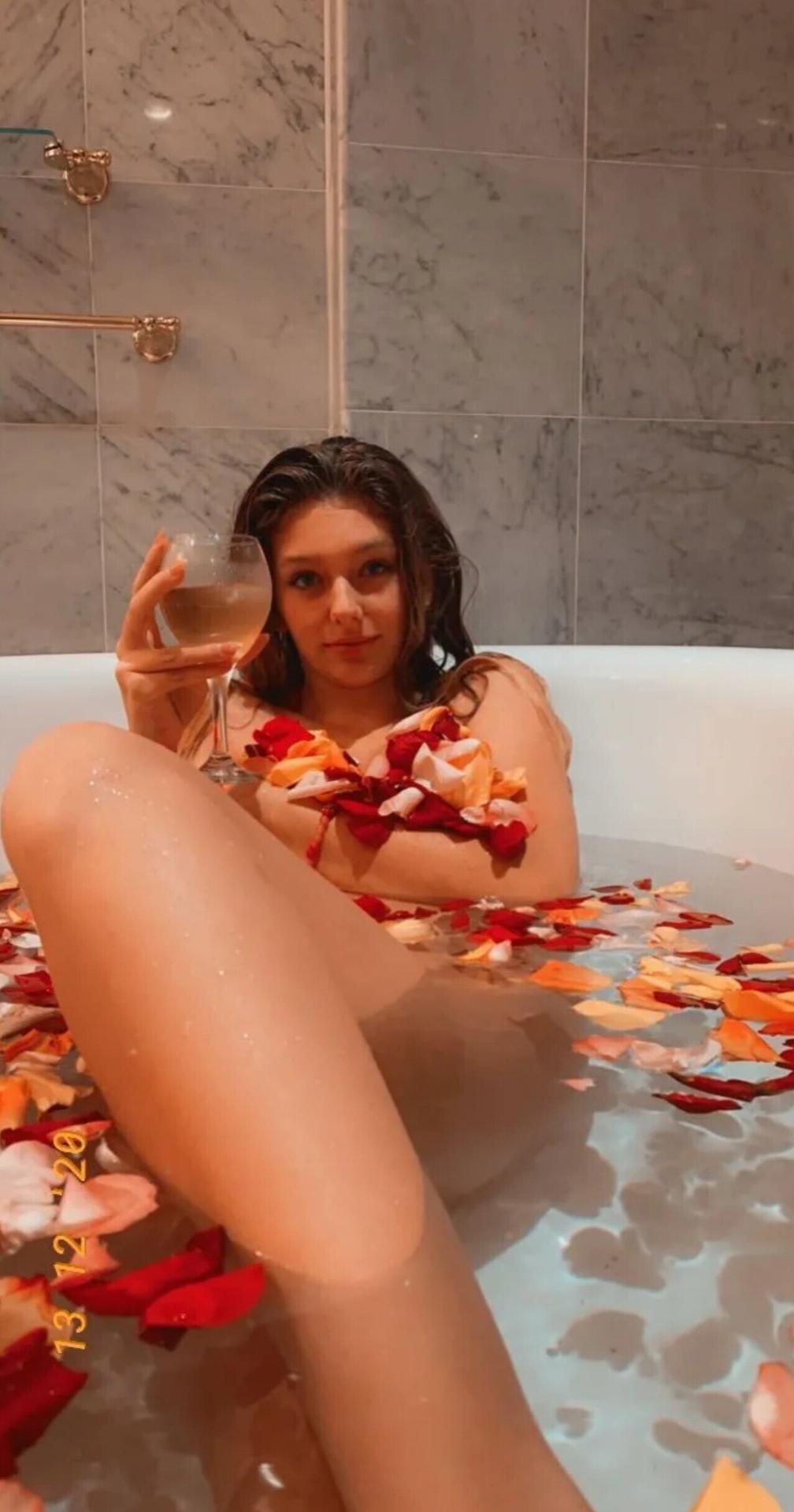 Lydia Renae / Slap_tastik / lydiagh0st Filtraciones Nude de OnlyFans 1