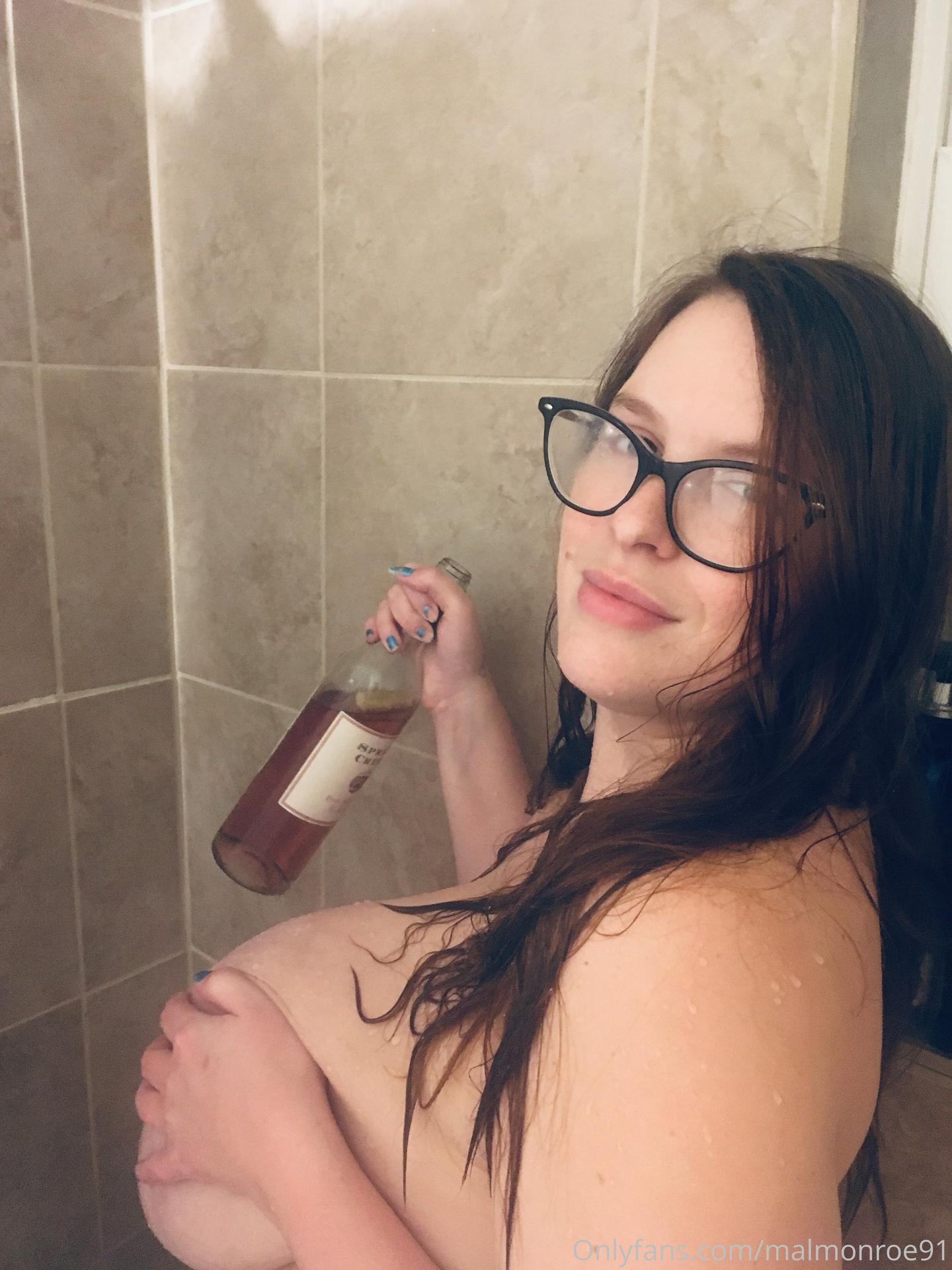Mal Monroe / Malynne / malmonroe Filtraciones Nude de OnlyFans 1