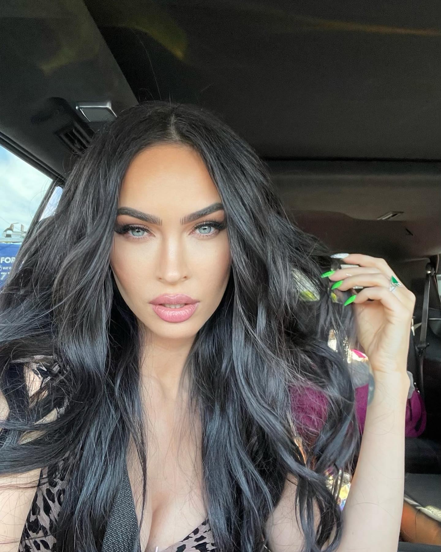 Megan Fox / acción Fugas desnudas de OnlyFans 1