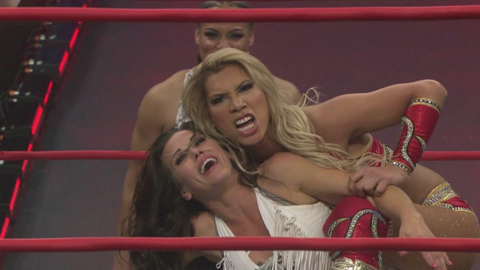 Mickie James / michelejames Filtraciones Nude en OnlyFans 1