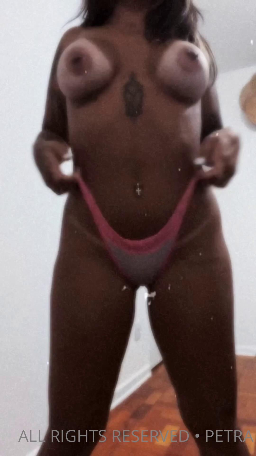 Filtraciones desnudas de Petra Mattar / petramattar en OnlyFans 1