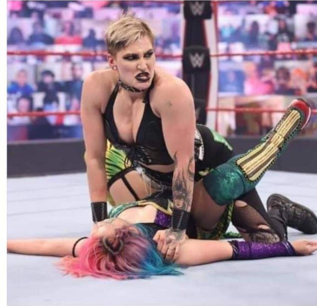 Rhea Ripley / notrhearipley Filtraciones Nude de OnlyFans 1