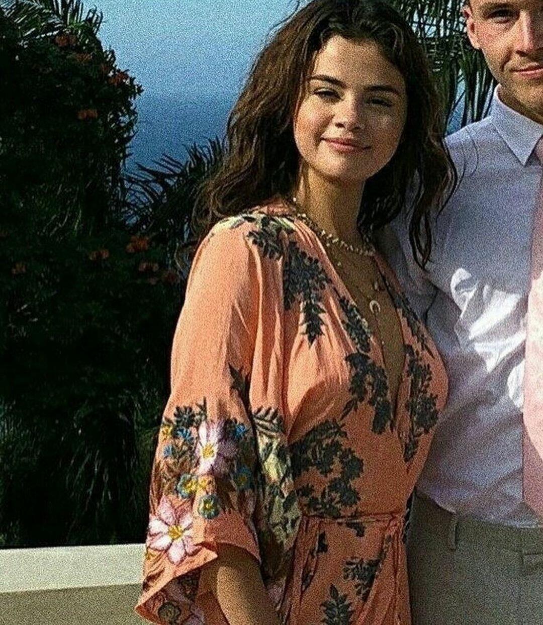 Selena Gomez / selena.gomez Filtraciones Desnudas de OnlyFans 1