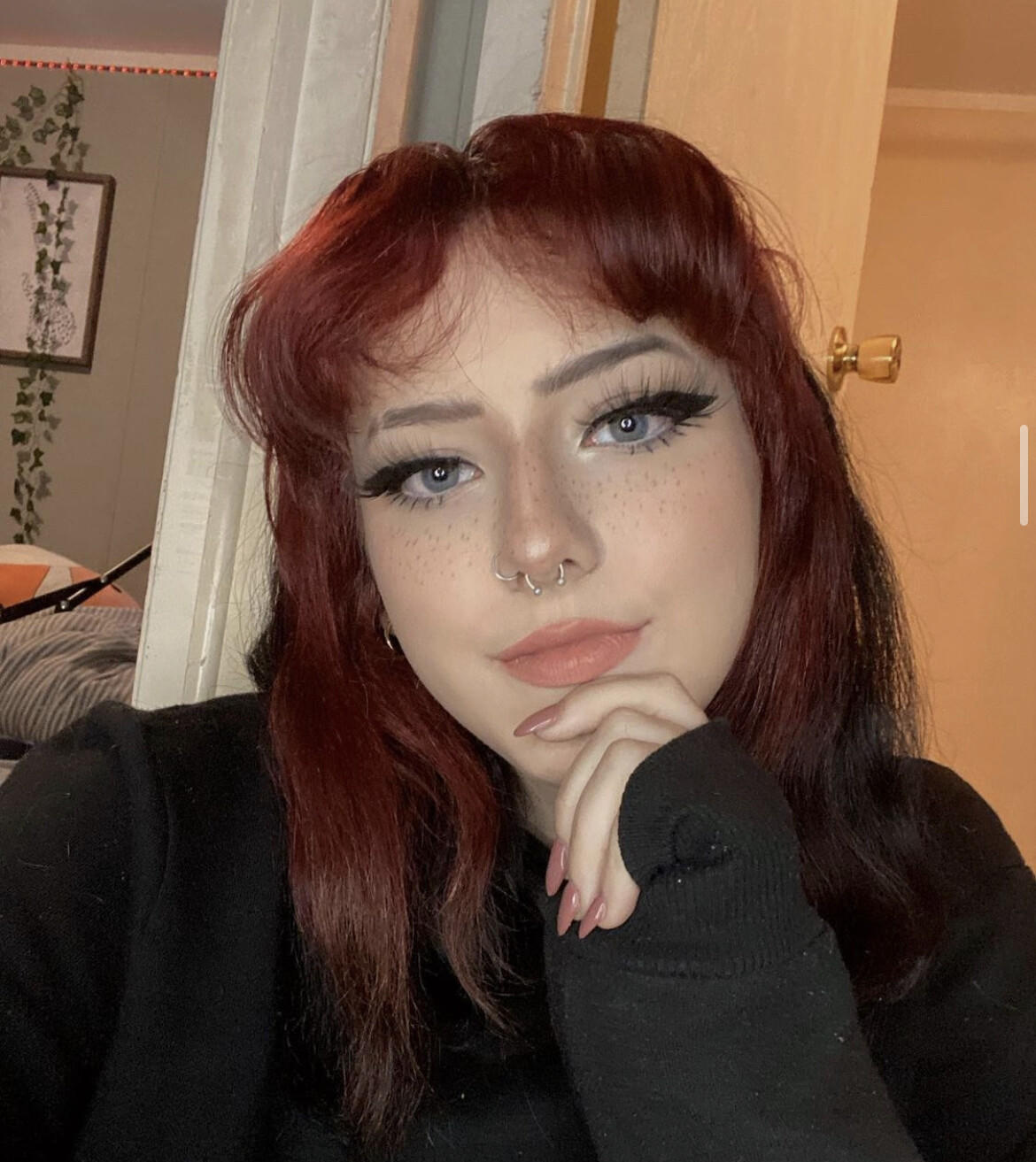 Filtraciones desnudas de Serendipitoussav en OnlyFans 1