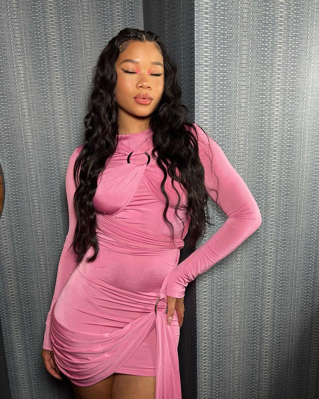 Storm Reid / stormikush Filtraciones Desnudas de OnlyFans 1