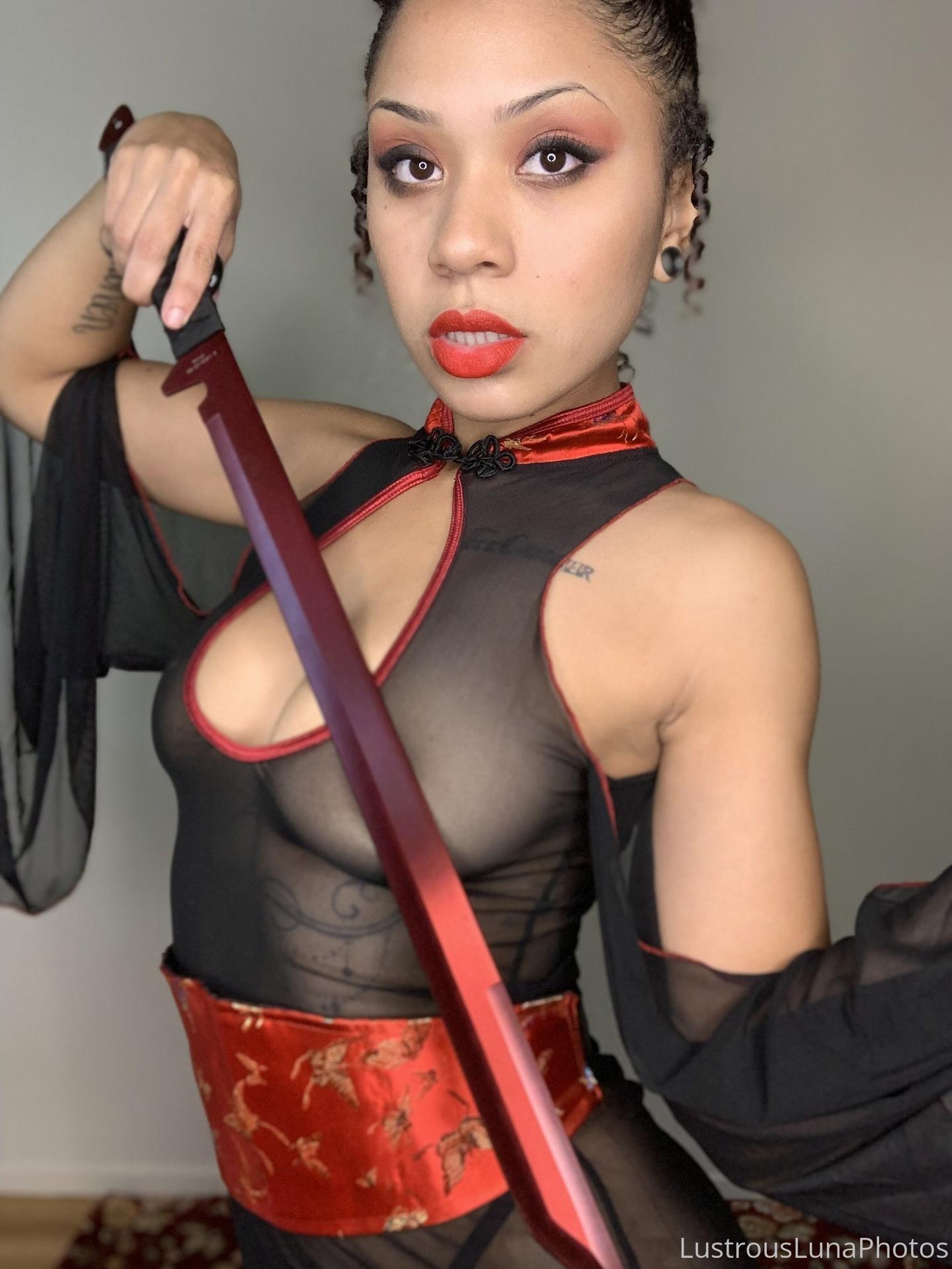 Lustrous Luna / La Encantadora Luna / lunagonewild Filtraciones Nude de OnlyFans 1