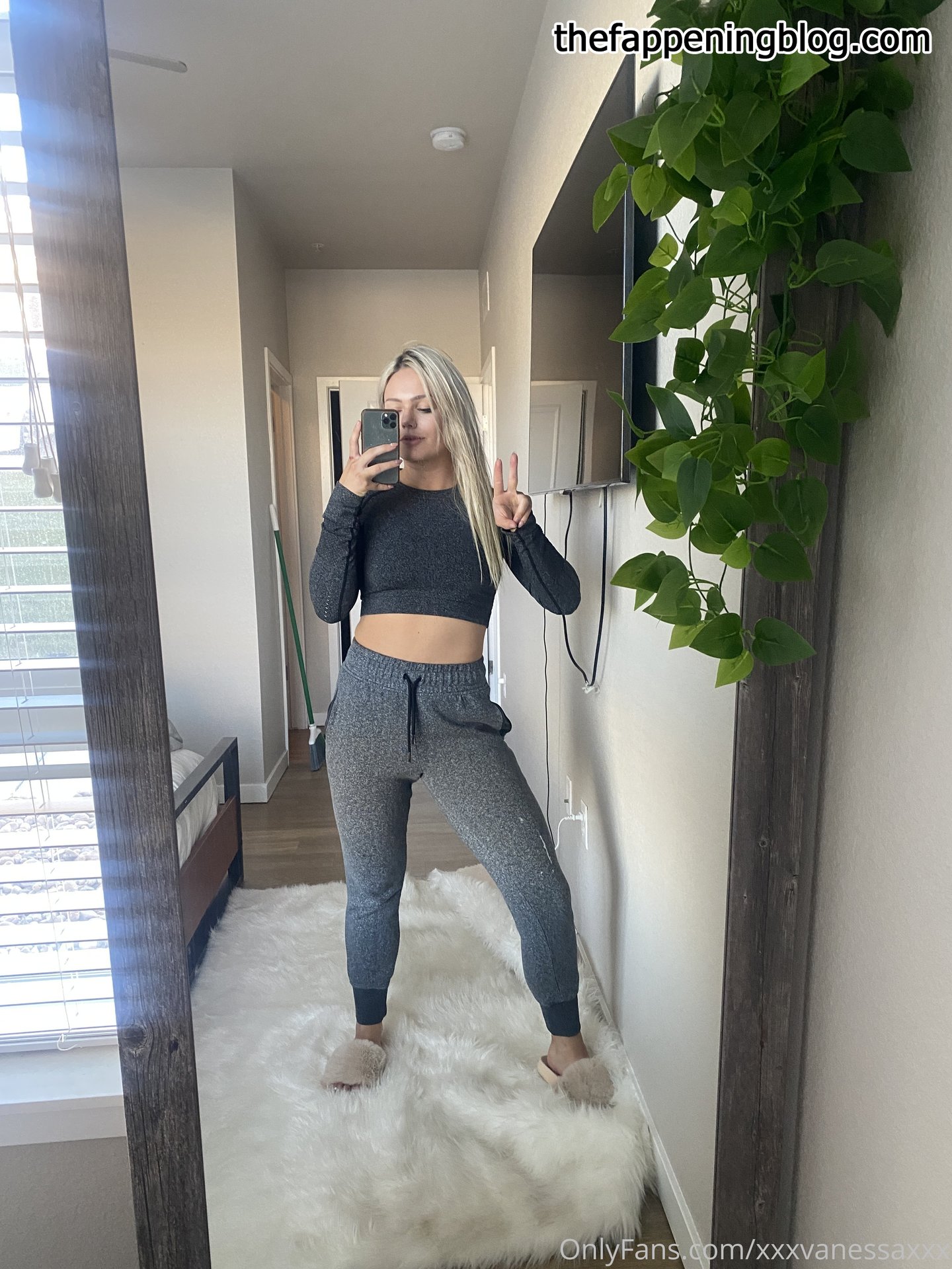 xxxvanessaxxx Leaked Photo 36