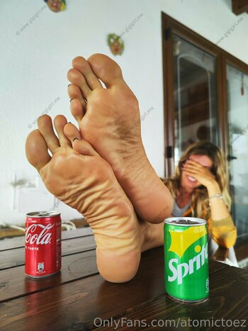 atomictoez / atomictoezz Filtraciones OnlyFans Foto 26
