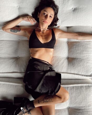 Zeynep Bastık / zeynepbastik Filtraciones Foto 39