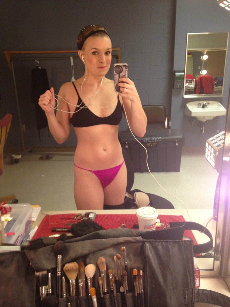 Kelly Felthous Desnuda 007
