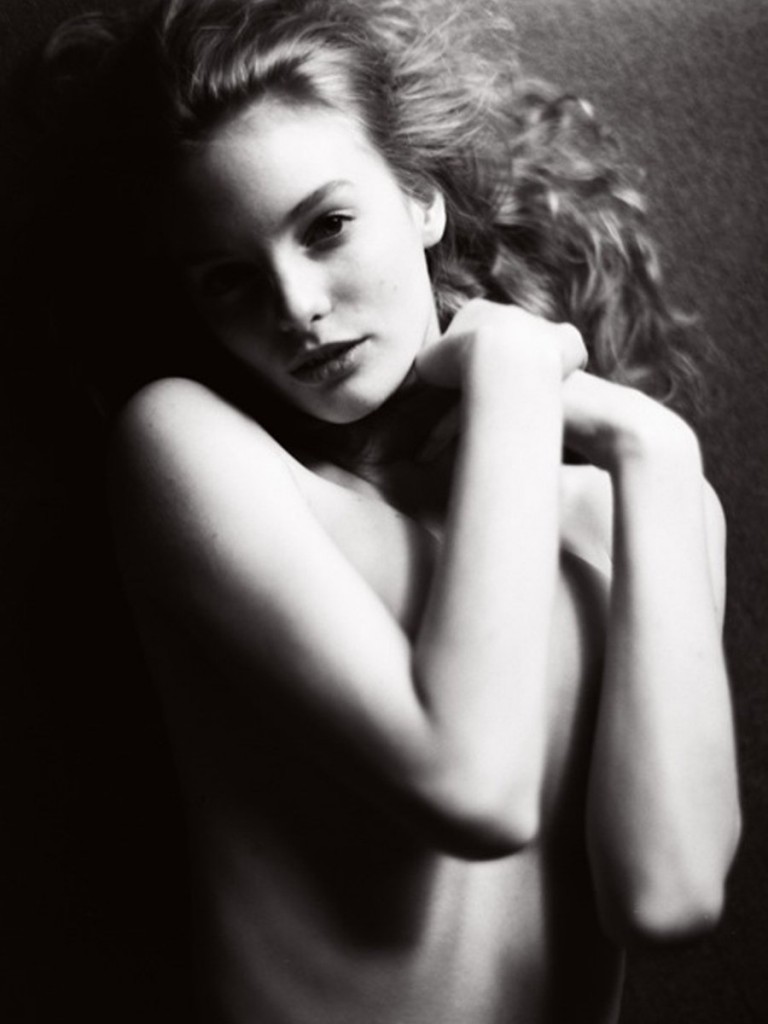 Clara Settje Desnuda 02