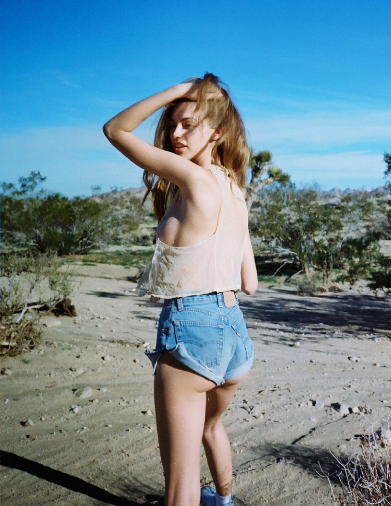 Yulia Rose Topless 16