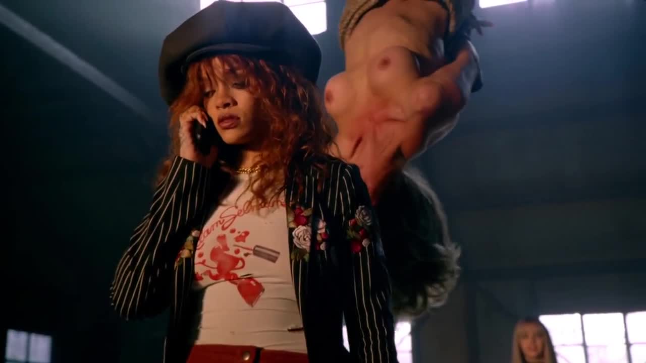 Rihanna-Nude-9