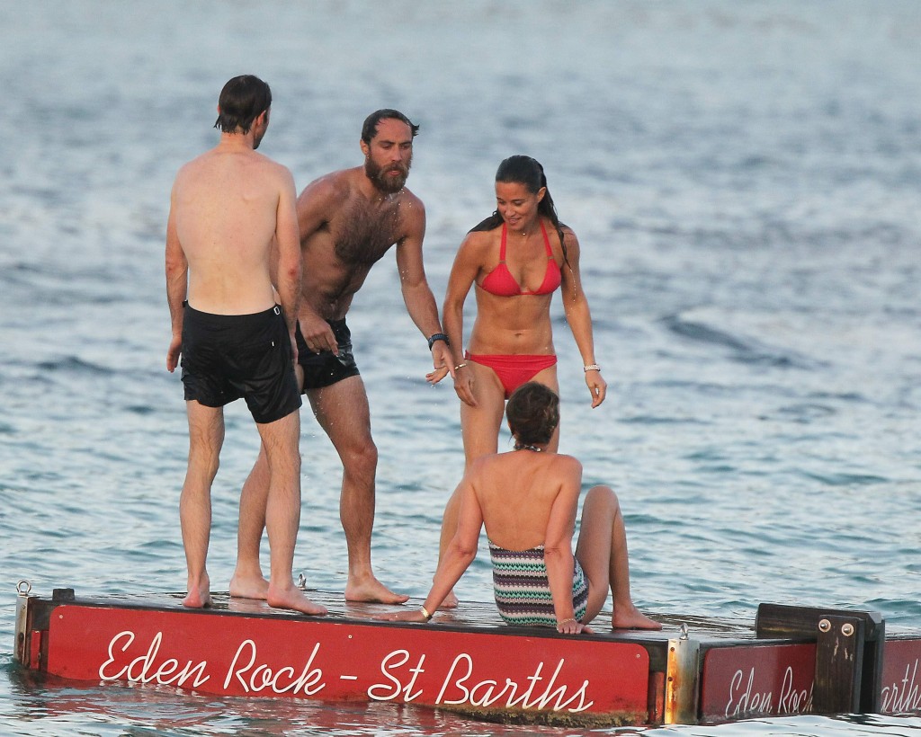 Pippa Middleton Bikini 34