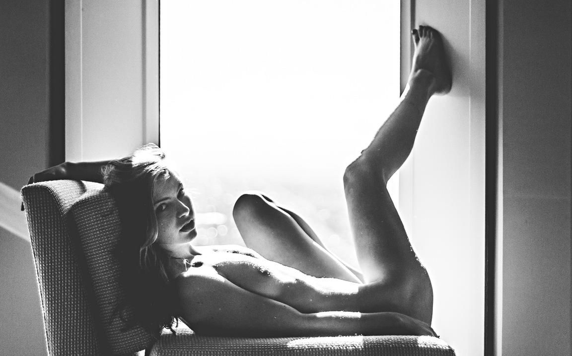 Sarah-Tansy-Naked-4