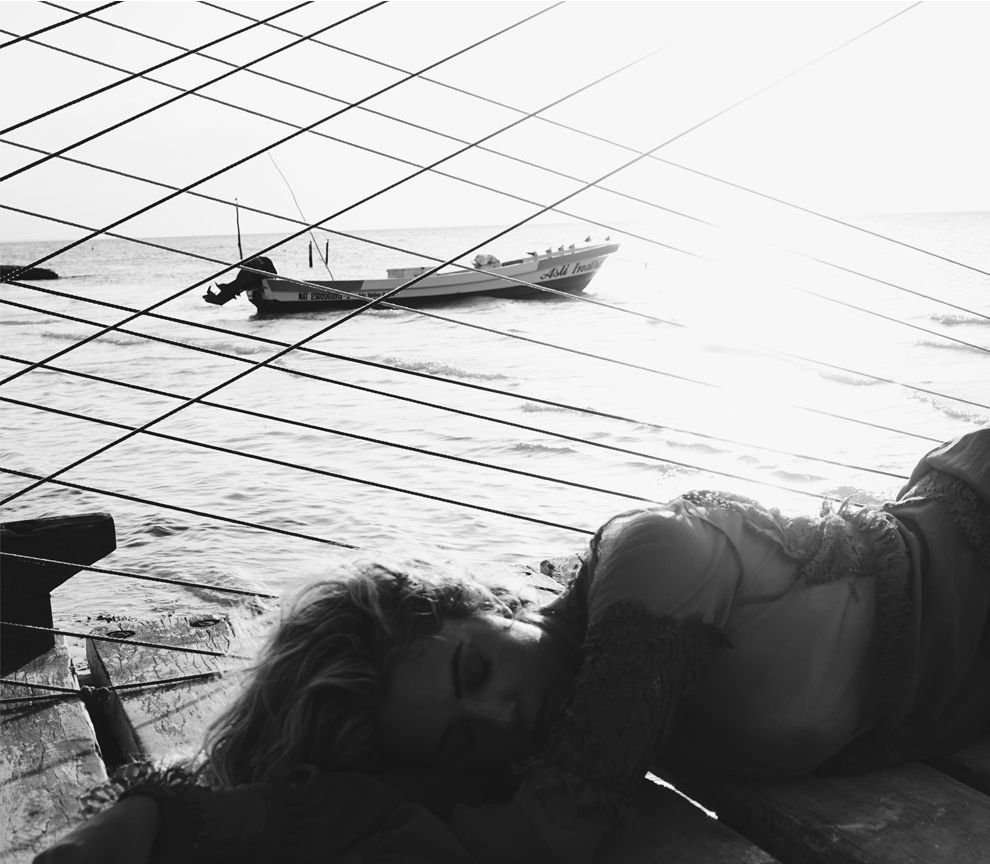 Ashley-Benson-Tits-40