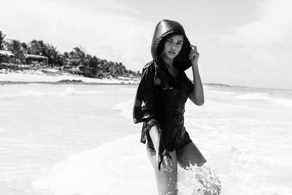 Daniela-Lopez-Osorio-Sexy-Topless-4