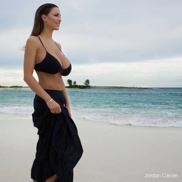 Jordan-Carver-Topless-Sexy-15