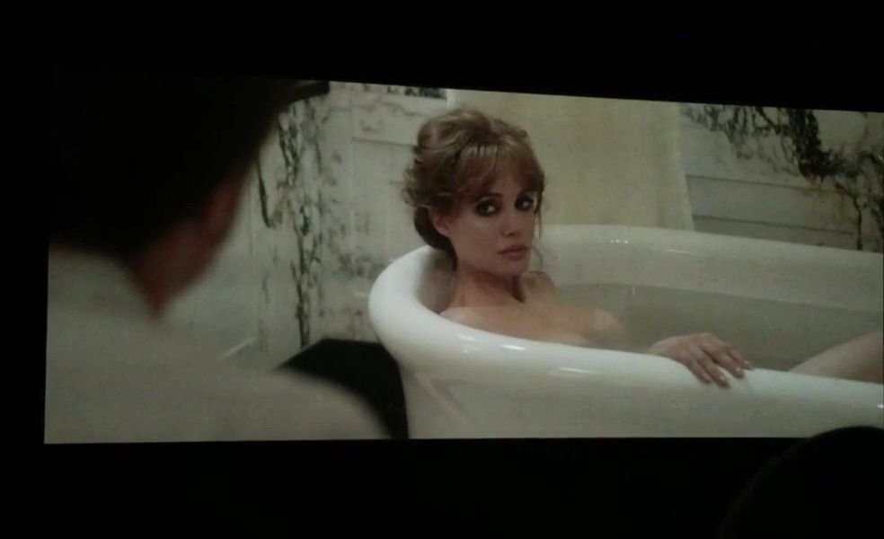 Angelina-Jolie-Topless-7