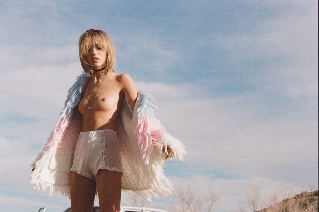 Cora Keegan Sexy & Topless3