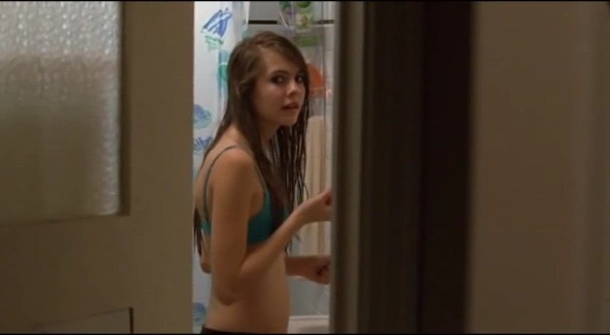 Willa Holland Sexy7