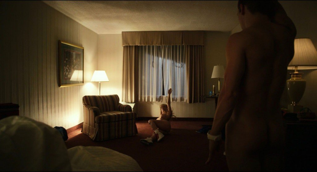 Melissa Rauch Nude 4