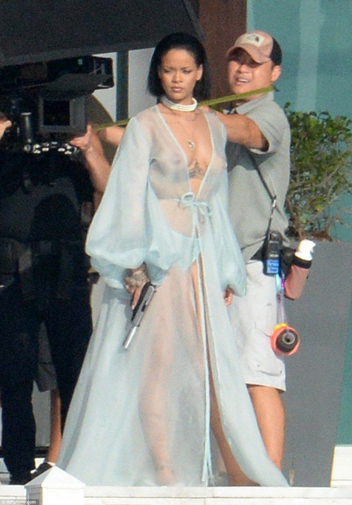 Rihanna See Through Photos 1