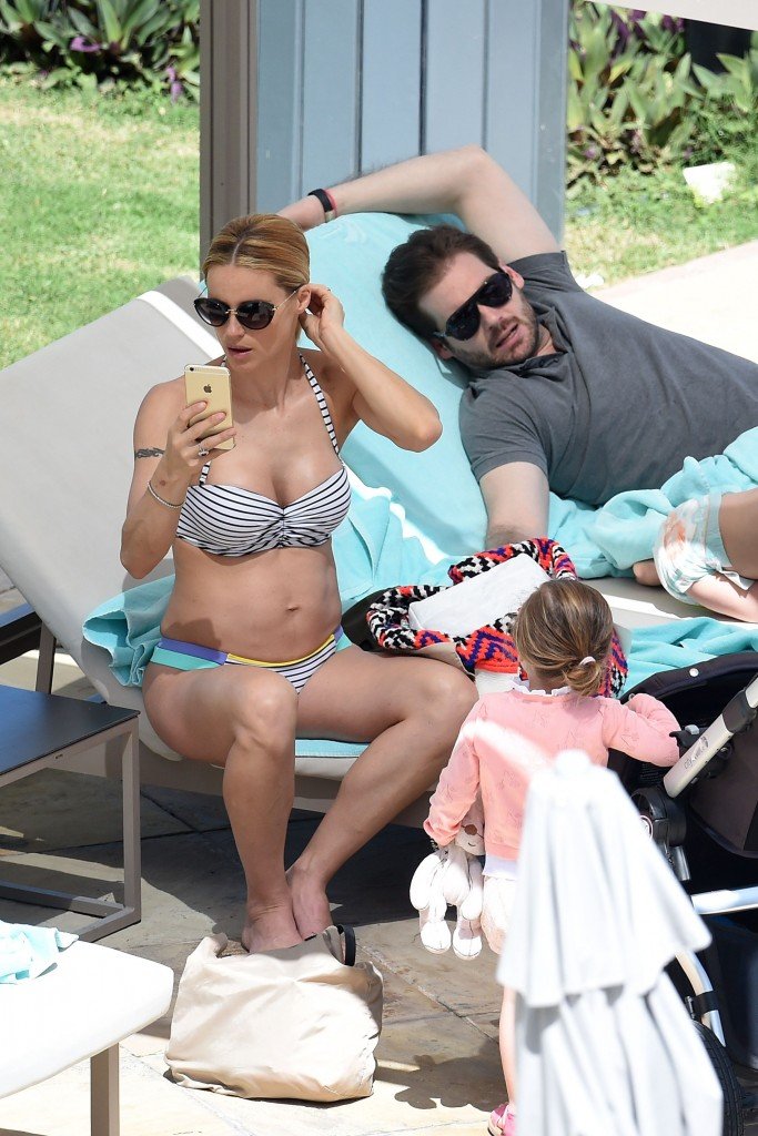 Michelle Hunziker Sexy 30