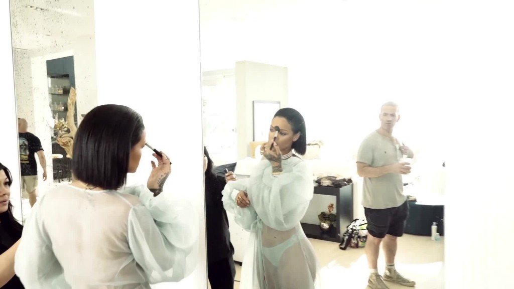 Rihanna See Through BTS 5