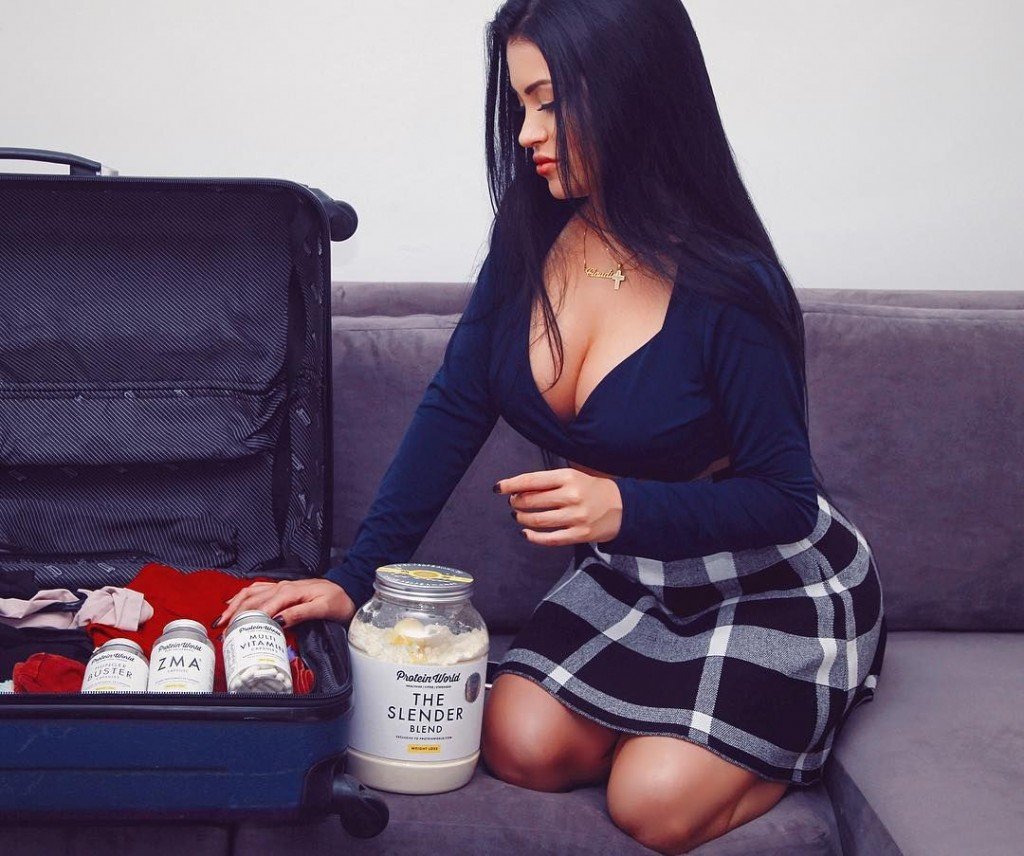 Claudia Alende Nude Sexy 69