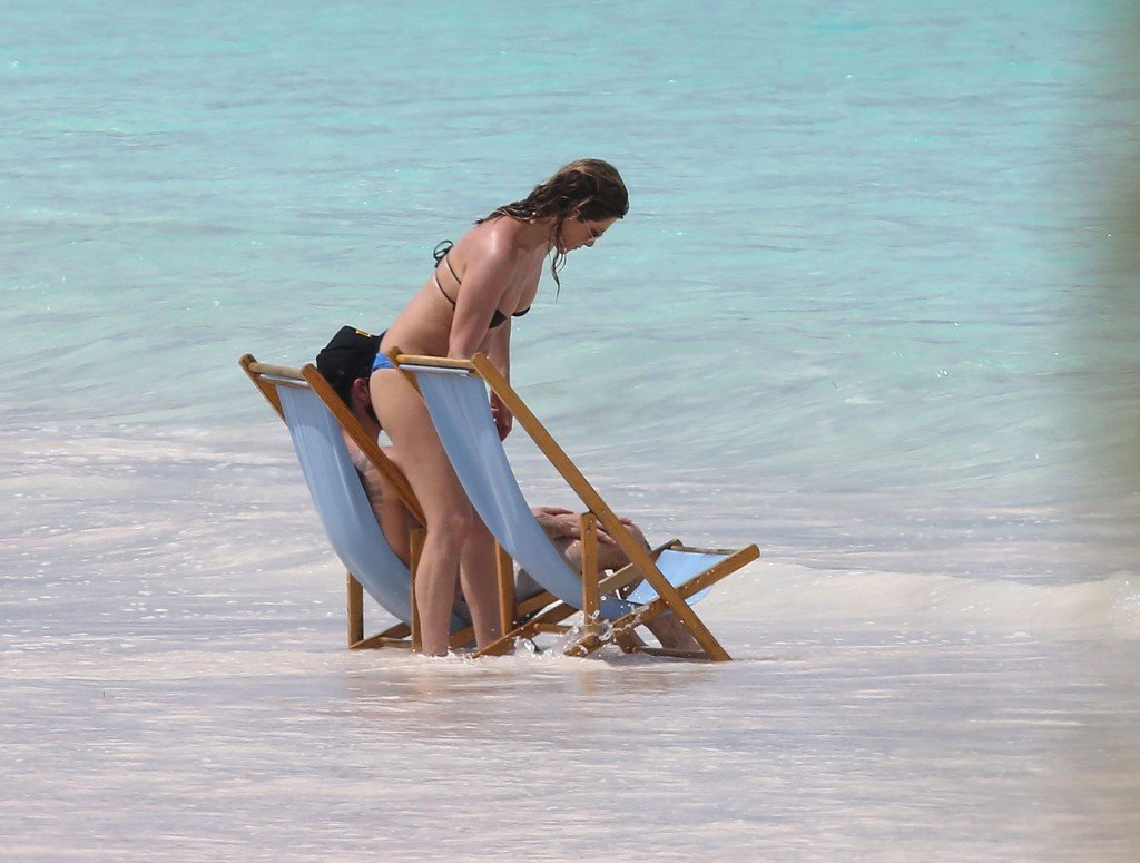 Jennifer Aniston in a Bikini 42