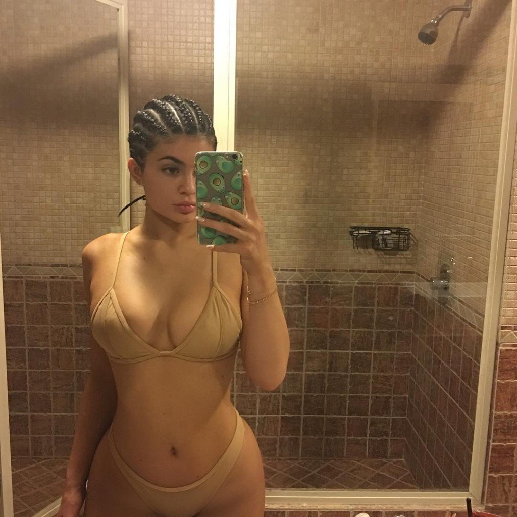Kylie Jenner Selfie