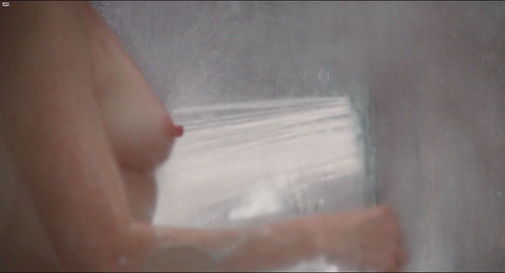 Julianne Moore, Amanda Seyfried Nude, Nina Dobrev Sexy 2